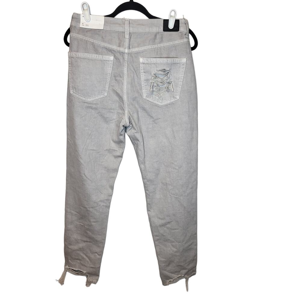 NWT American Eagle Mom Jeans High Rise Waist destroyed Grey sz 28W 6 regular - Picture 3 of 6